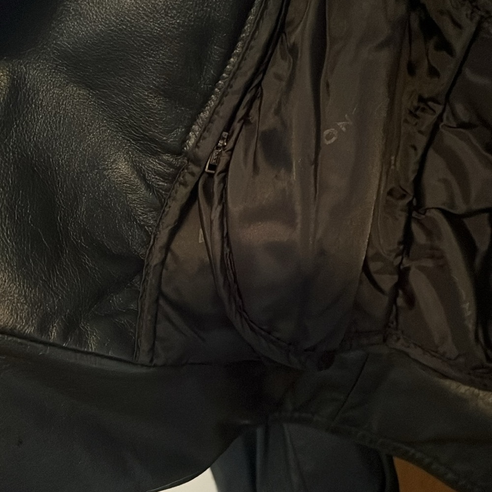 Wilson, leather coat size medium - Picture 7 of 13